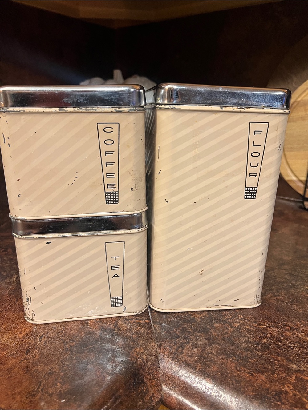 Vintage Lincoln BeautyWare Metal Kitchen Canister Set — Coffee, Tea & Flour
